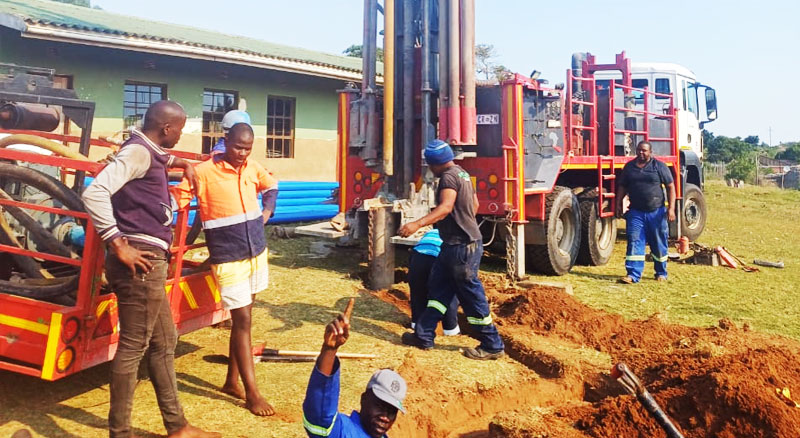 resource-drilling-kzn-borehole-pumps-tanks-south-coast-eastern-cape--hero-mud-rotary-drilling